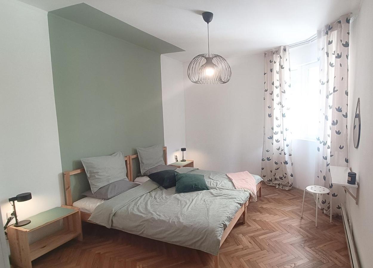 Apartment Balabanov ヴァルナ エクステリア 写真